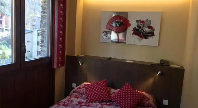 Трёхместный номер Standard Hotel L’Ermita B&B
