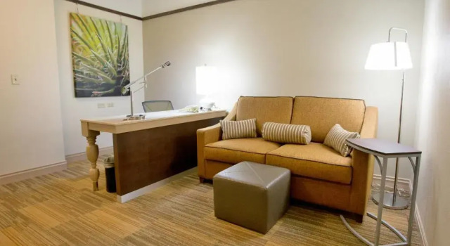 Полулюкс Hilton Garden Inn Bentonville Rogers