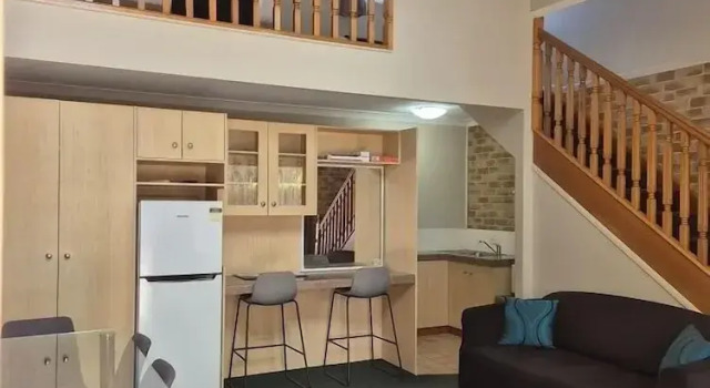 Семейные апартаменты Country Gardens Motor Inn