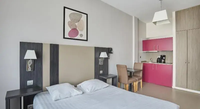 Двухместный номер Standard Apparthôtel Odalys City - Dijon Centre Les Cordeliers