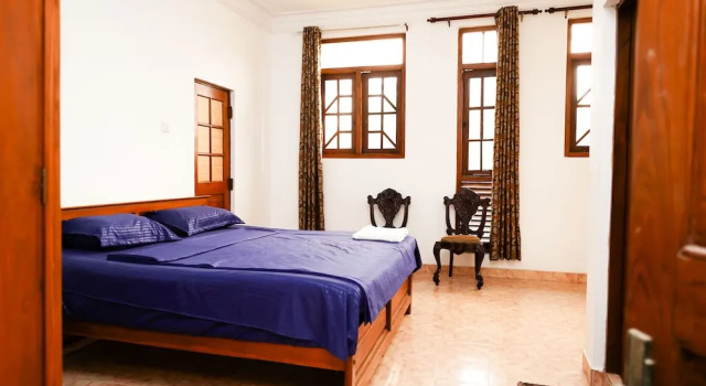 The Anam Hostel, Book Hostel / Vandrerhjem Hostels i Western Province, Hostel / Vandrerhjem