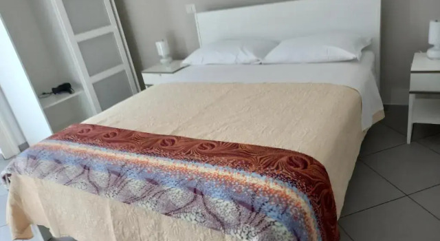 Standard Doppel Zimmer mit Balkon Grigio Pesca