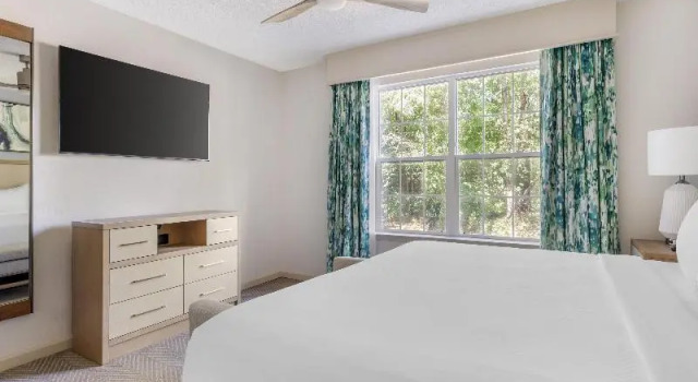 Люкс с 4 комнатами с балконом Hilton Vacation Club Greensprings Williamsburg