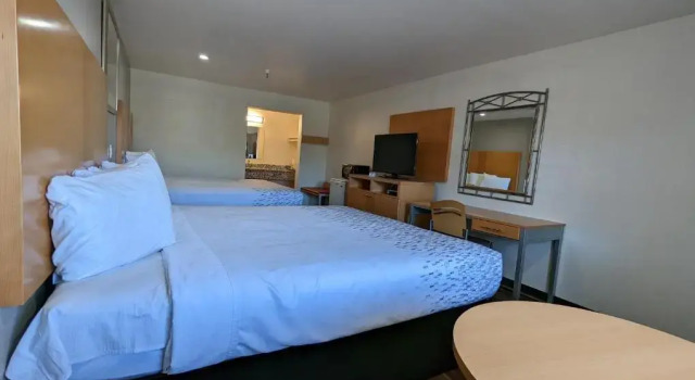 Номер Standard Royal Inn