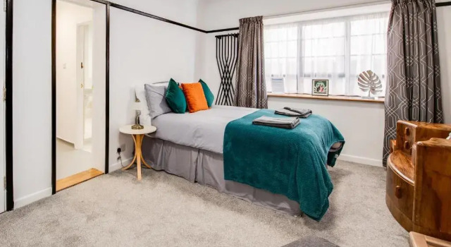 Студия Ferryman Studio Apartments