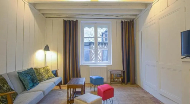 34 Notre Dame - PRETTY TRIPLEX HOUSE IN HONFLEUR-NEAR THE OLD PORT, Забронировать Отель Онфлер 