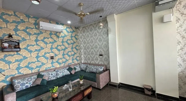 Hotel Down Town, Забронировать Отель Отели штата Раджастхана с парковкой, Парковка