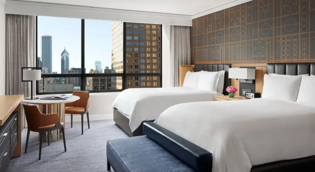 Четырёхместный номер Standard с видом на город The Ritz-Carlton, Chicago