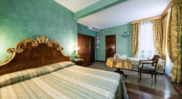 Четырёхместный номер Standard Hotel Marconi
