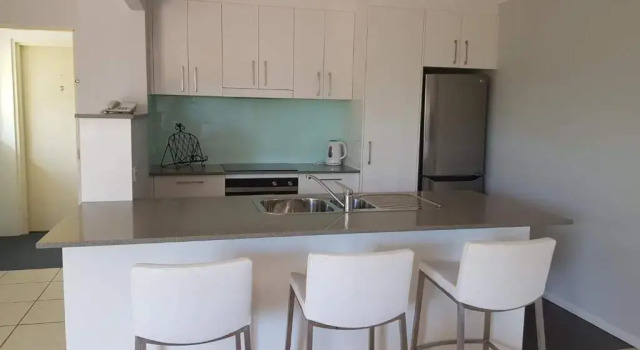Апартаменты Coolum Beach Getaway Resort