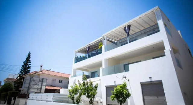 Gardenia 104 Near The Beach, Boek Hotel Germasogeia 