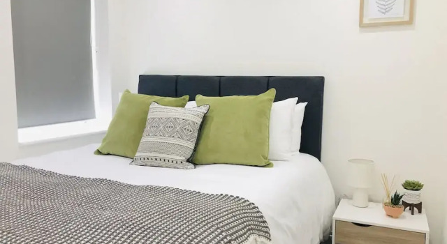 Shield Apt 150 Opulent Living, Забронировать Отель Отели Шефилд 3 звезды, рядом с Развлекательный центр Hillsborough, 3*