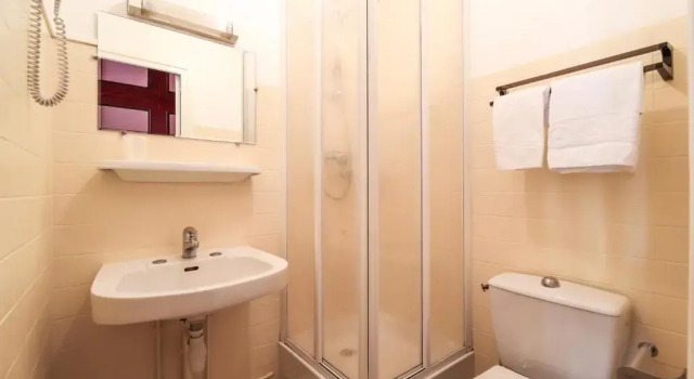 Номер Standard Montdidier Hôtel