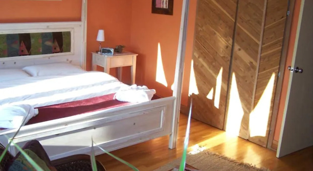 Artisan Upstairs Guesthouse, Rezervați Hotel Sudbury Ontario