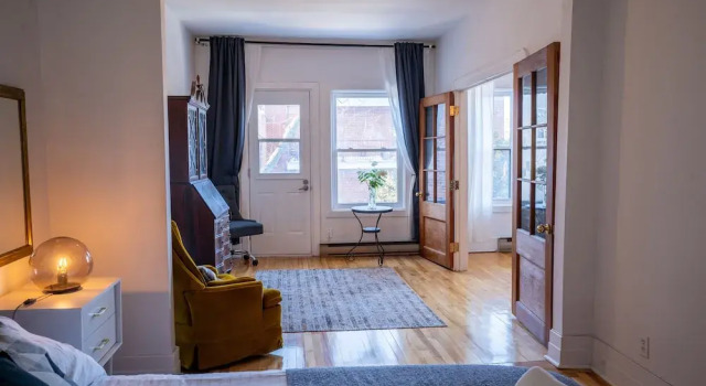 Stunning 2 Bedroom Apt! 3mins Walk From CDN Metro, Rezervasyon Daire Montreal Quebec