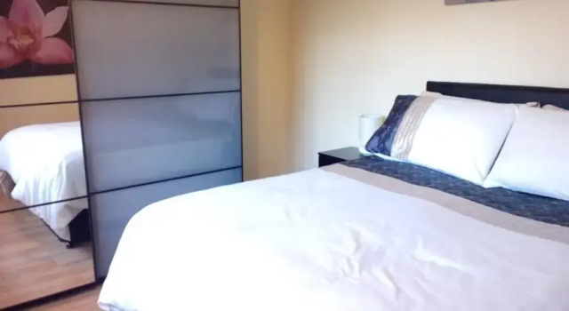Holyrood Suite Apartment, Забронировать Апартаменты/квартира Эдинбург Midlothian, рядом с Холирудское абатство