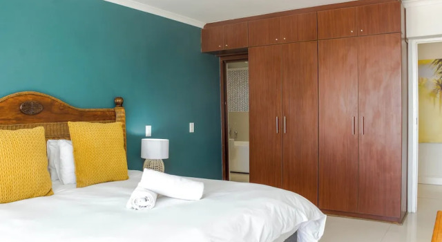 First Floor Apartment With Beautiful sea View, Забронировать Апартаменты/квартира Отели Cape Peninsula с бассейном, Бассейн