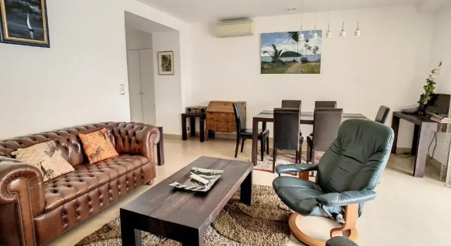 Апартаменты с 2 комнатами Appartements Cannes Centre : Rond Point Duboys dAngers