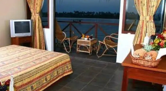 Emarald Island Floating Resort, Alleppey