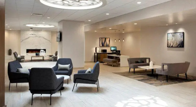 Люкс Delta Hotels by Marriott Utica