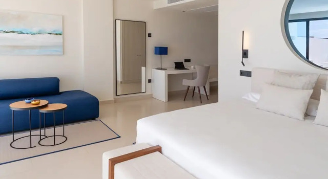 Люкс с видом на море Royal Marina Suites Boutique Hotel