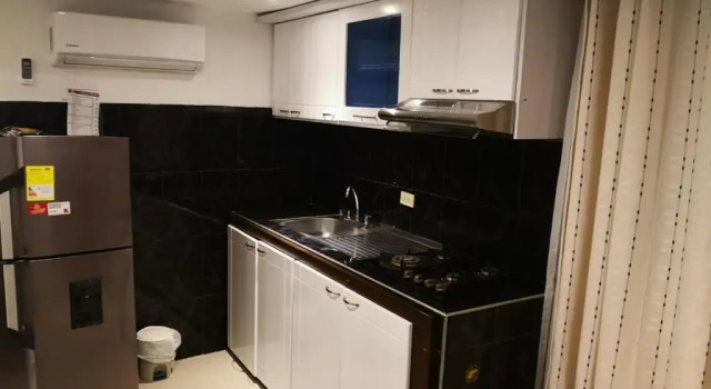Studio Hotel Ucla Center