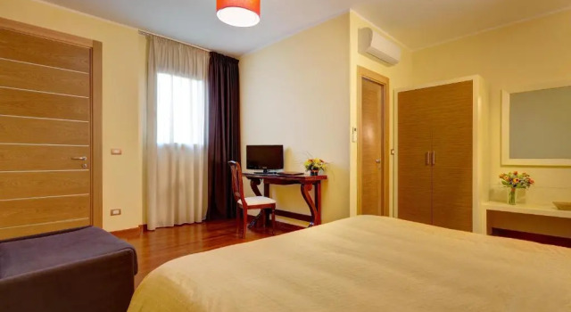 Standard triplă cameră Hotel Ghalà