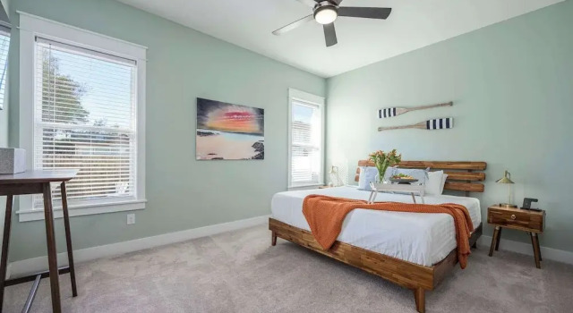 Коттедж Beach to Bay 3BR Retreat - Cowboy Pool & Golf Cart