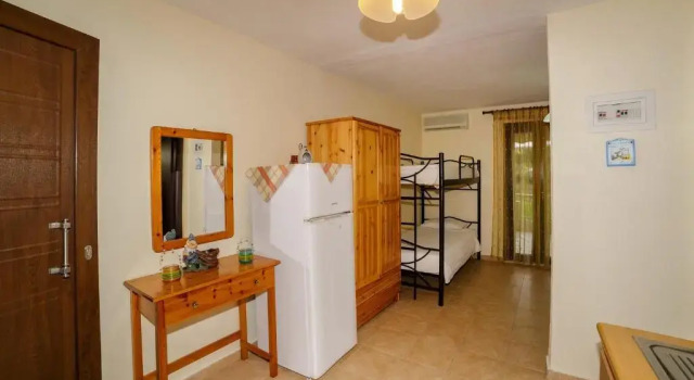 Maria - Pavlos Studios and Apartments