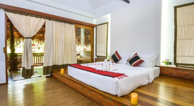 Бунгало Hotel Queen Jamadevi