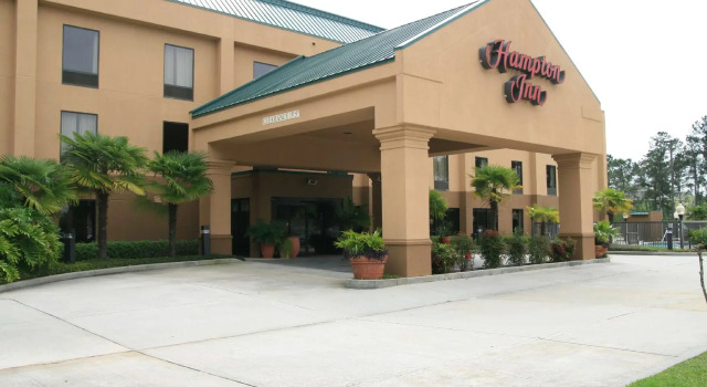 Hampton Inn Covington, Buchen Sie Hotel Covington Louisiana