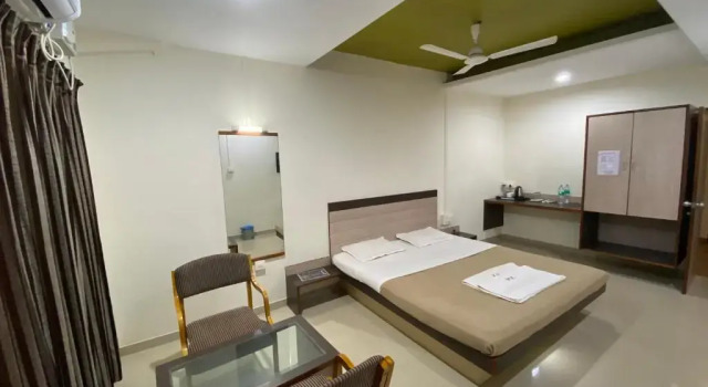 Tarkarli Niwas Nyahari, Varaa Hotelli Tarkarli New Delhi