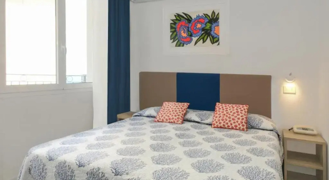 Номер Economy Hotel Manila