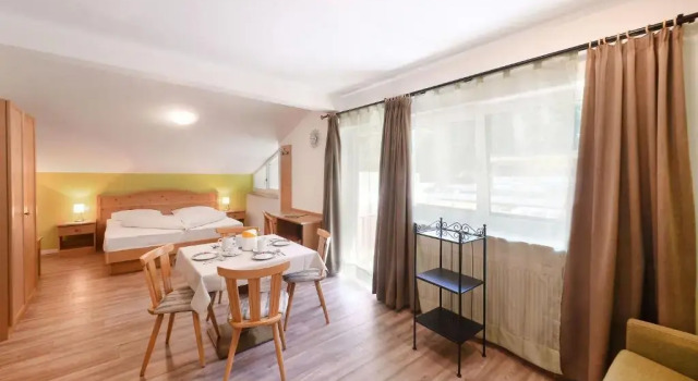 Texel Apartments & Pizzeria, Забронировать Апартаменты/квартира Сеналес Валь Сеналес