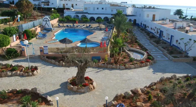 Двухместный номер Standard с видом на бассейн Hotel Puntazo II