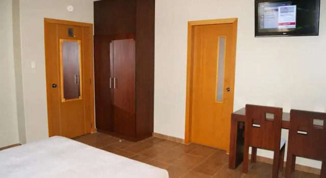 Marvento Chipipe, Prenota Hotel Salinas Santa Elena Province