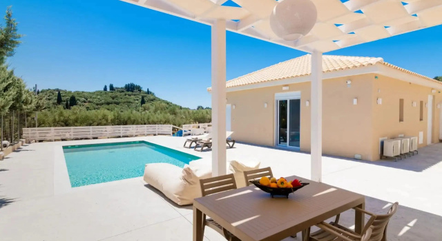 Spartakos Luxury Villas, Забронировать Отель Отели Циливи с бассейном, рядом с Аквапарк Tsilivi, Бассейн