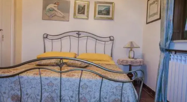 B&B Villa Carmen, Book Bed and Breakfast Hoteller i Sant'Alessio Siculo med parkering, Parkering