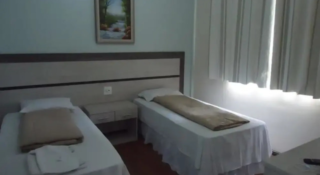 Center Palace Hotel, Забронировать Отель Консельейру-Лафаети Минас-Жерайс