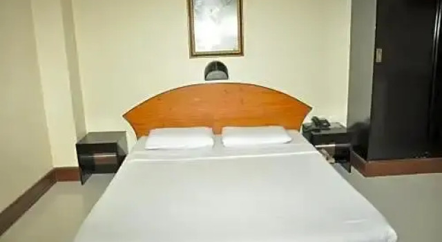 Двухместный номер Superior Paragon Suites