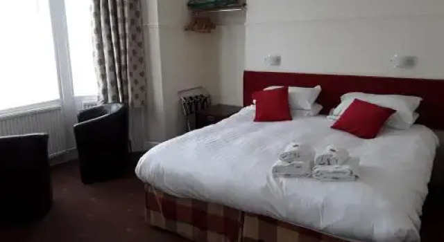 Phoenix Court Hotel, Забронировать Отель Отели Скарборо 5 звезд, рядом с Фуникулер Spa Cliff, 5*
