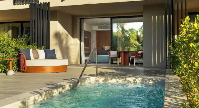 Номер Deluxe с балконом W Punta Cana, Adult All-Inclusive