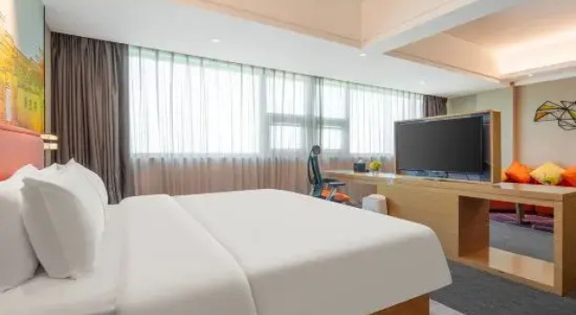 Люкс Hampton by Hilton Fuyang Guomao