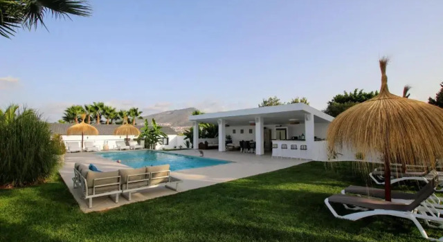 Коттедж TESS Villa Le Clos Fleury