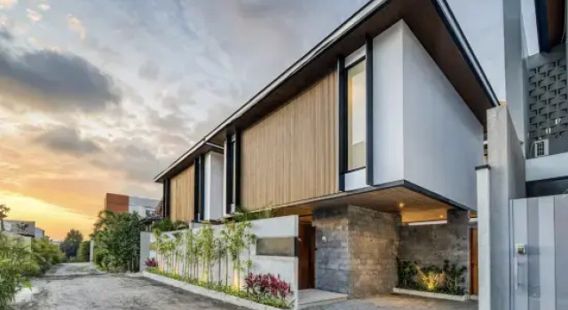 Sui A1: 3BR Villa • Prime Location by Berawa Beach - A Luxury Private Villa By Balinest Villas, Book Villa Hotels in Tibubeneng with a Pool, Swimming Pool