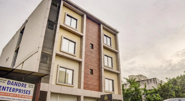 OYO 24814 Sharda Regency, Забронировать Отель Отели штата Махараштры 3 звезды, 3*