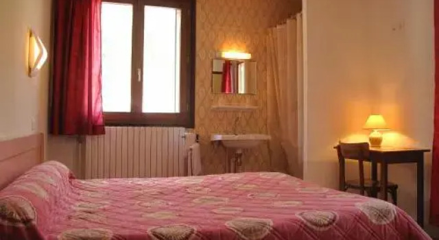 Hôtel de la Mairie, Prenota Hotel Hotel a Alvernia con parcheggio, Parcheggio