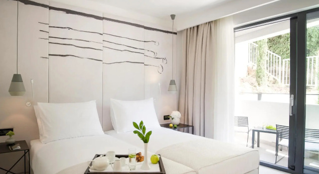 Двухместный номер Classic с балконом Hotel Kompas