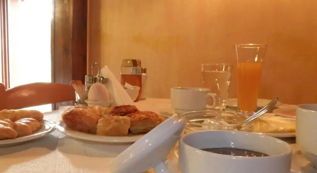 Petrino Guesthouse, Book Hotel Kalabaka Thessalia