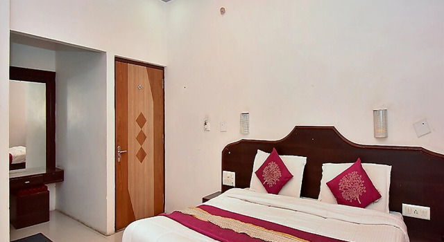 Номер Deluxe Hotel Deep Palace Near Bus Stand Udaipole